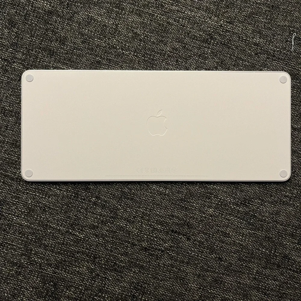 Apple Magic Keyboard 2nd Gen A2449 Wireless Bluetooth White Touch ID QWERTY
